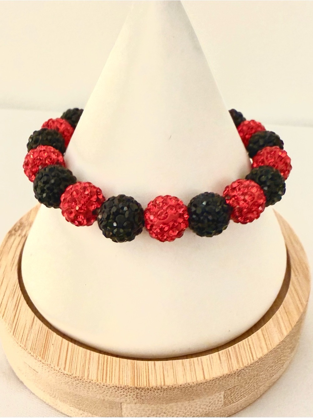 Red & Black Round Resin Bead Stretch Bracelet Stackable Beaded Fashion NWOT